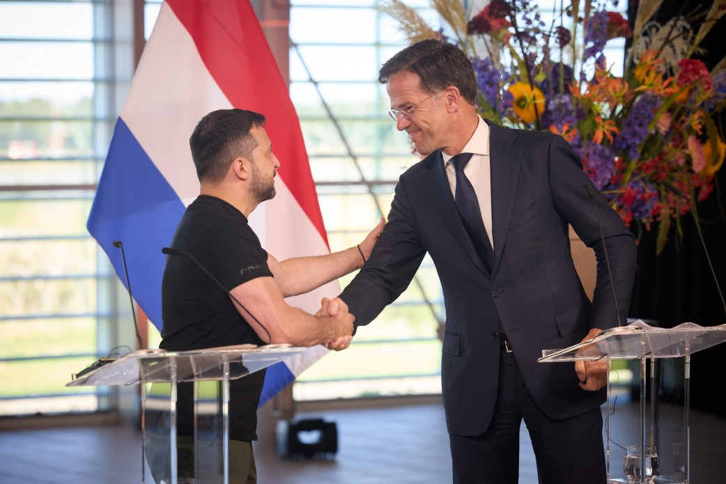 Presidents of Ukraine and The Netherlands (Left to Right)